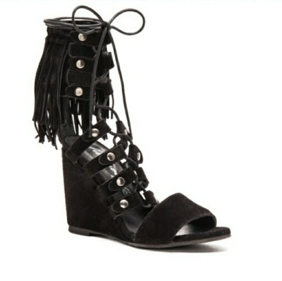 Free People solistic fringe wedge LIKE NEW - Picture 3 of 8